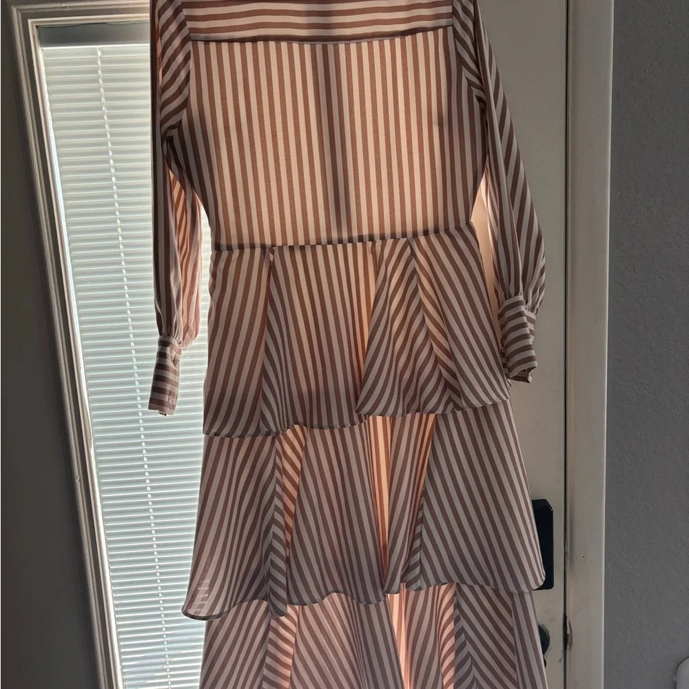 Dainty Jewells dress - Picture 3 of 4